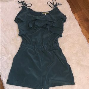 GIANNI BINI Romper Green Tie Strap Pockets Size L